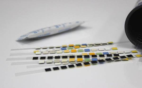 Urine test strips - Imagen 2